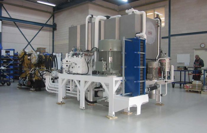 Diesel driven hydraulic power unit for water injection dredger